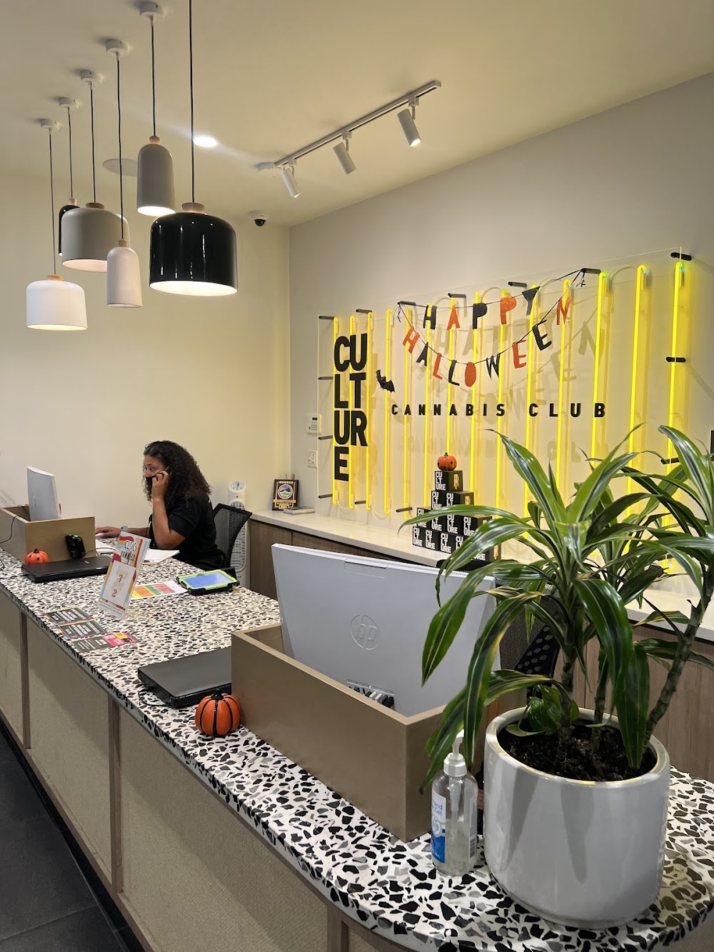 Culture Cannabis Club photo 4