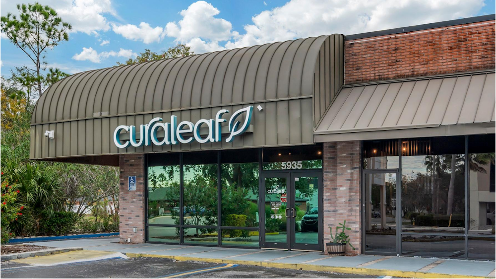Curaleaf photo 1