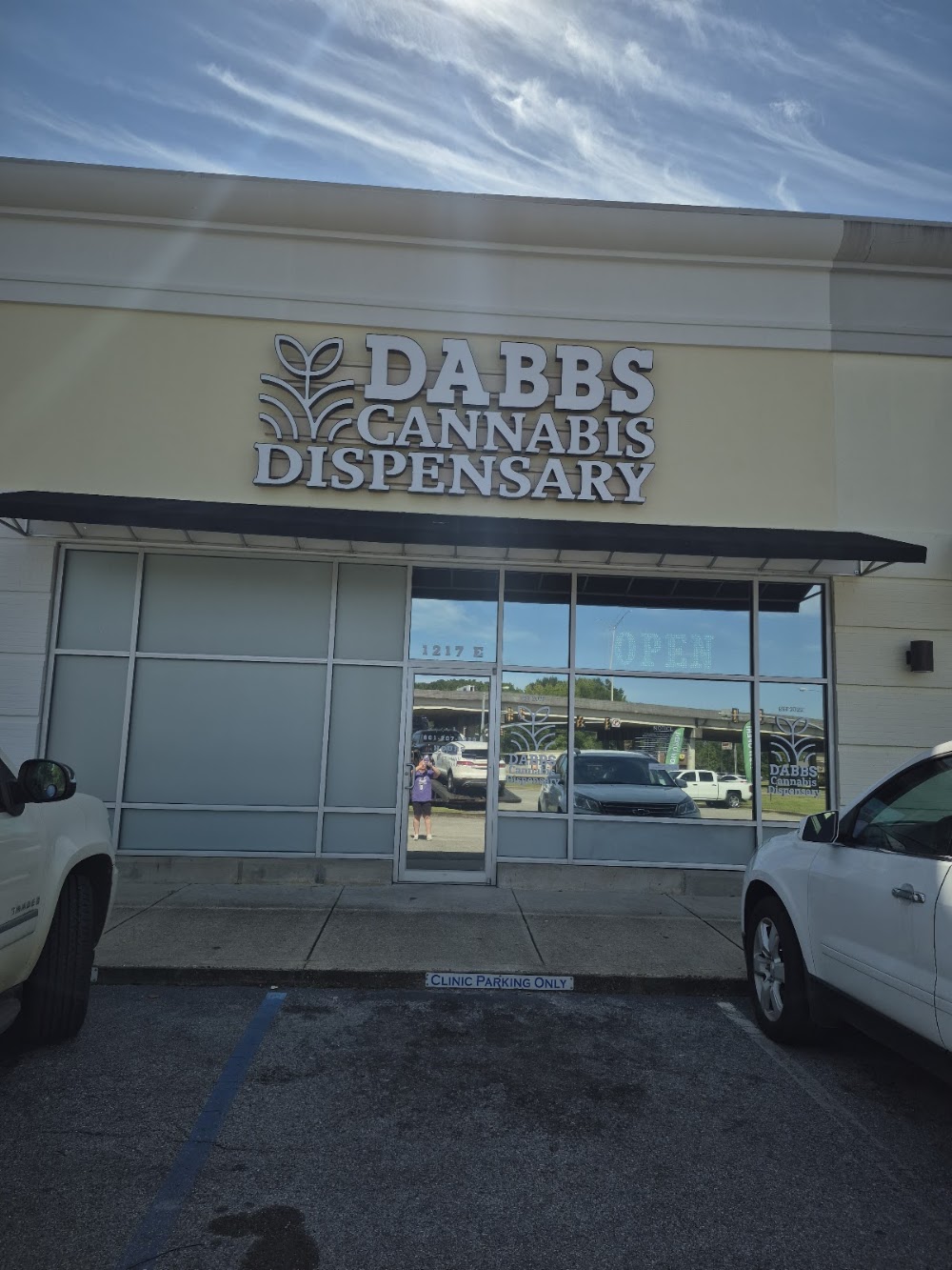 Dabbs 1 photo 4