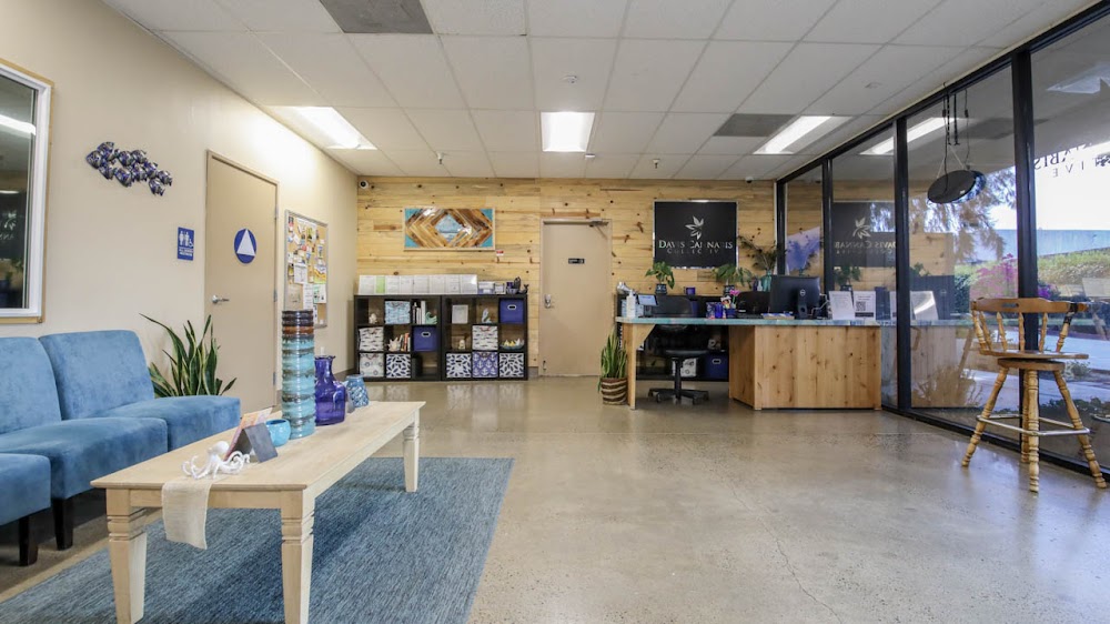 Davis Cannabis Collective photo 2