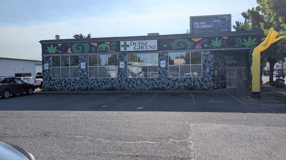 Deanz Greenz photo 7