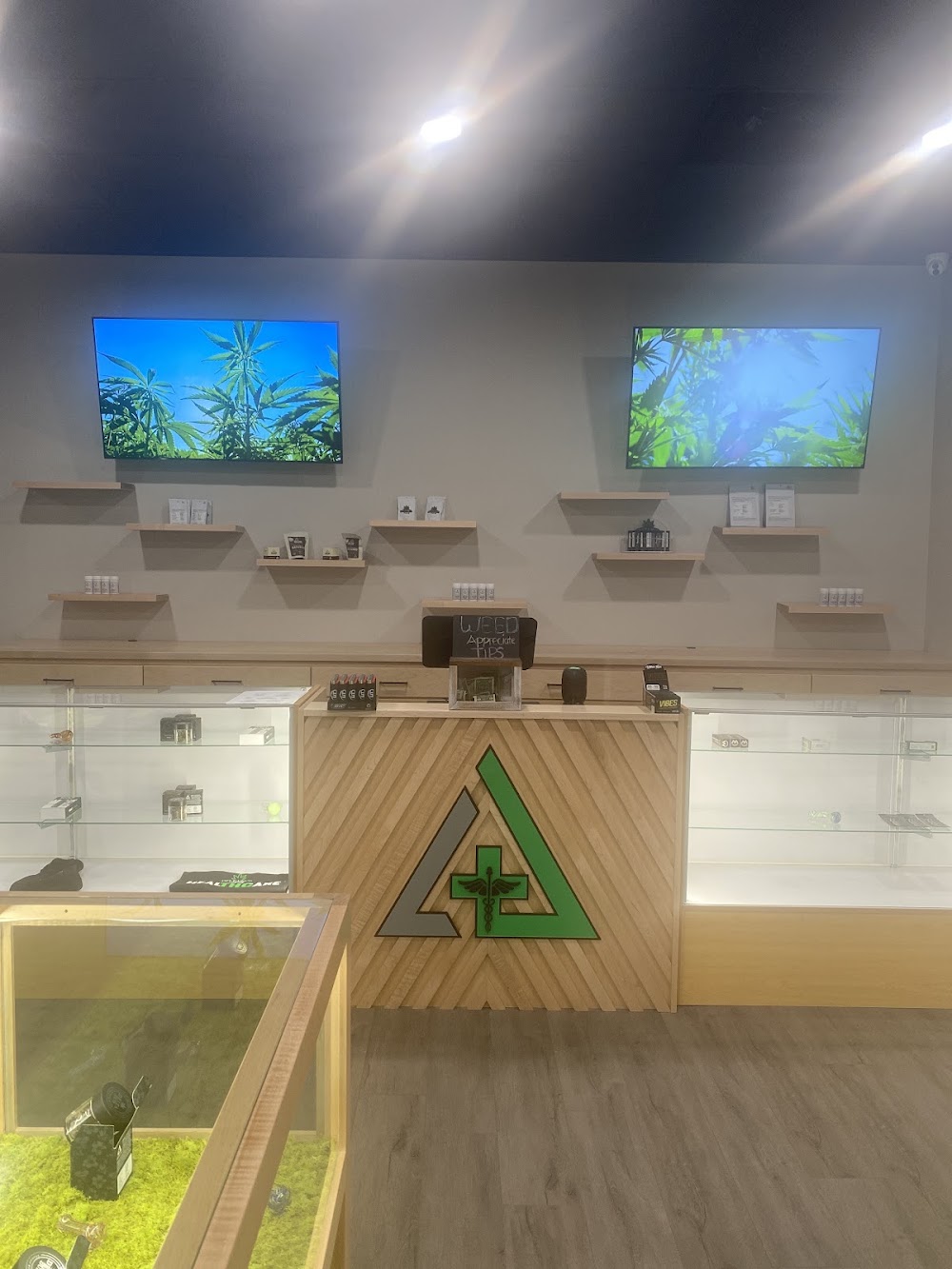 Delta Dispensary Magnolia photo 8