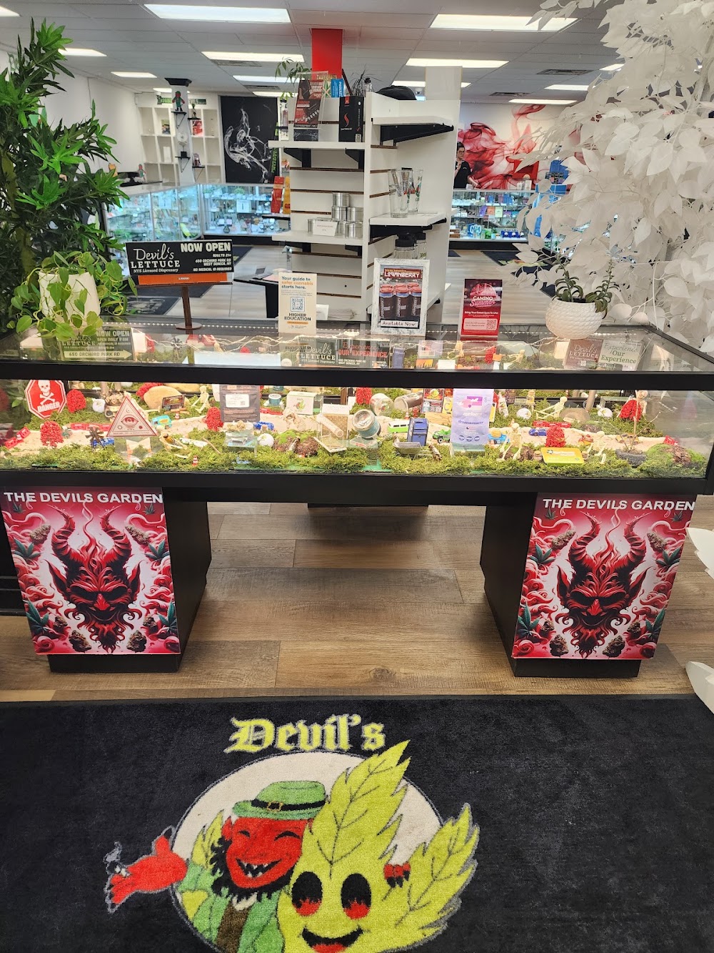 Devil's Lettuce photo 6