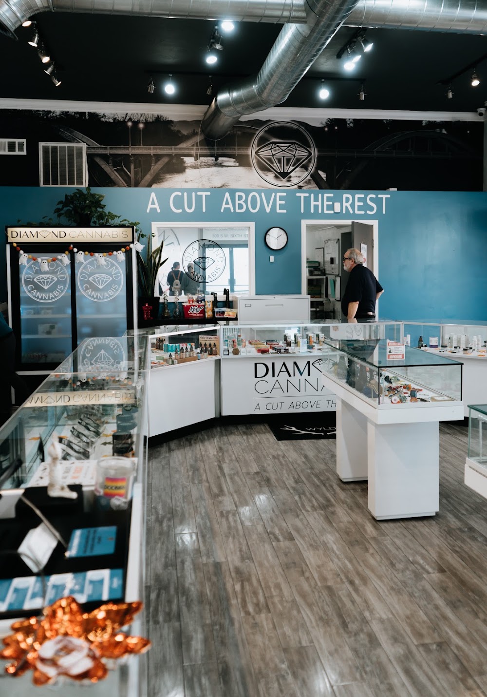 Diamond Cannabis photo 6