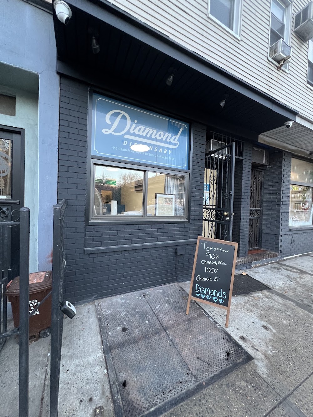 Diamond Dispensary photo 5