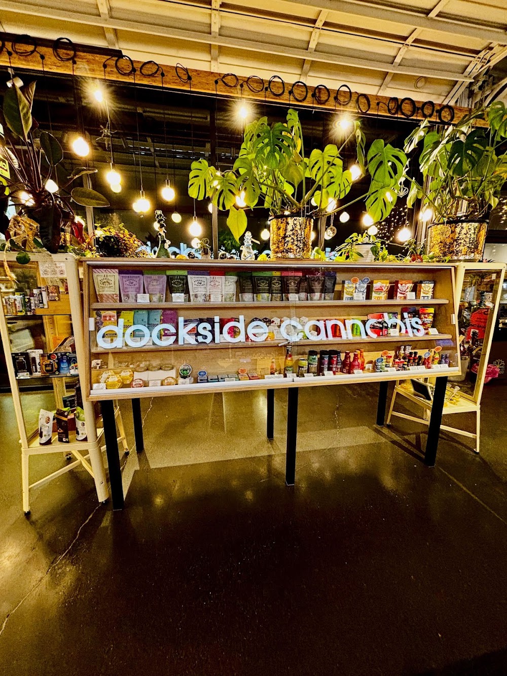 Dockside Cannabis photo 2