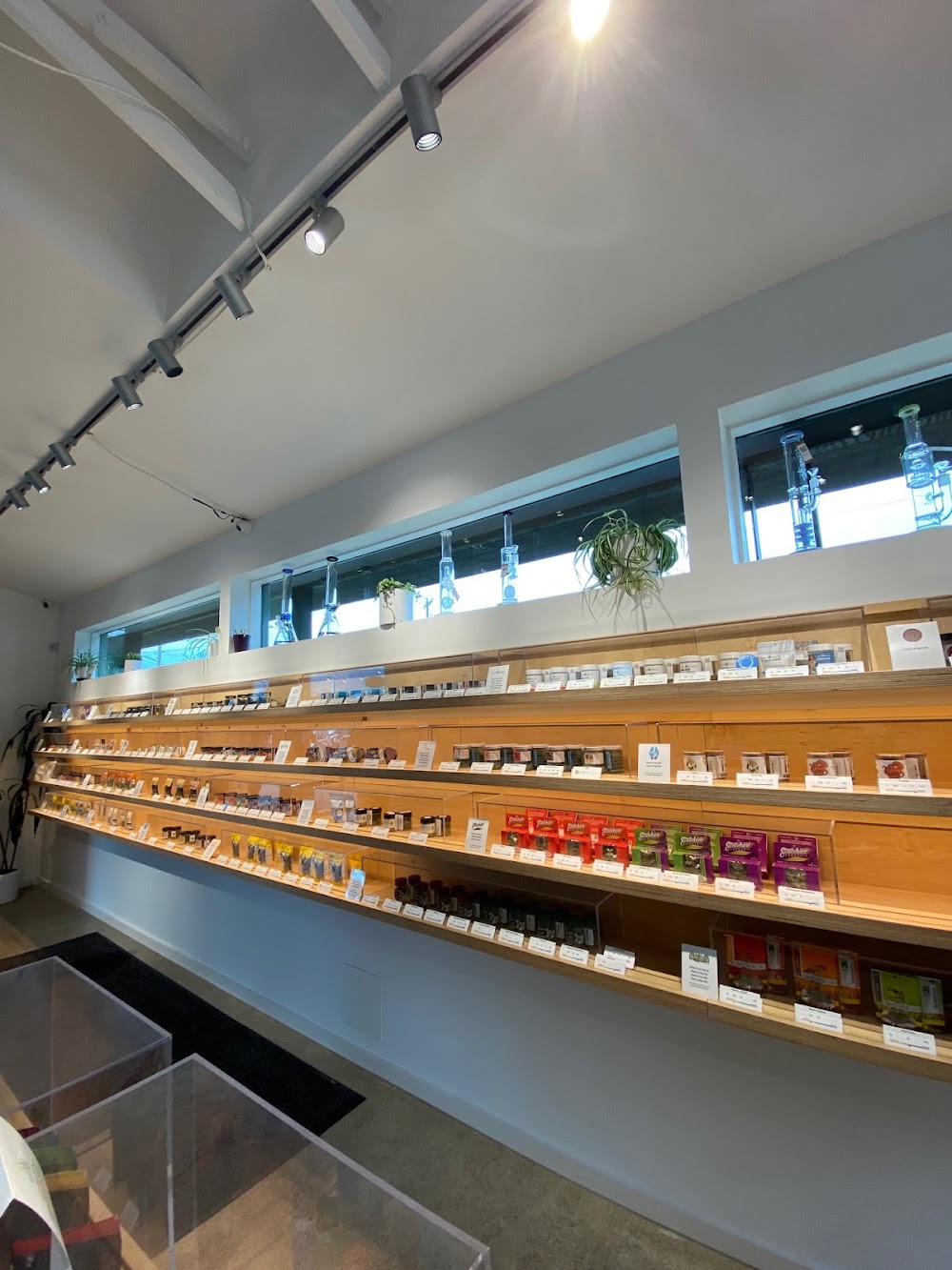 Dockside Cannabis photo 8