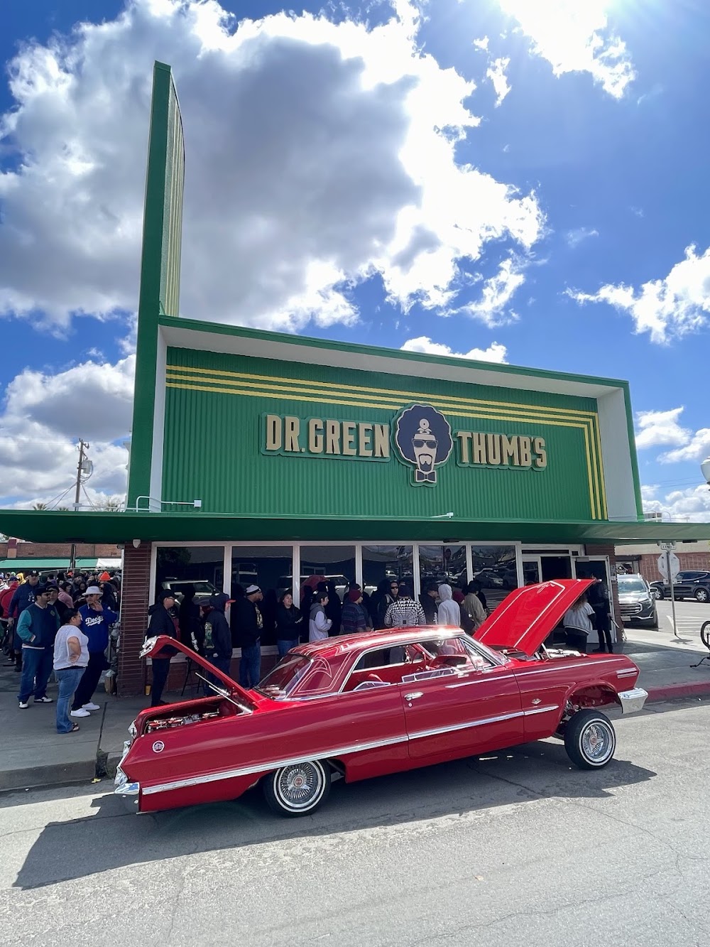 Dr. Greenthumb's Fresno photo 1