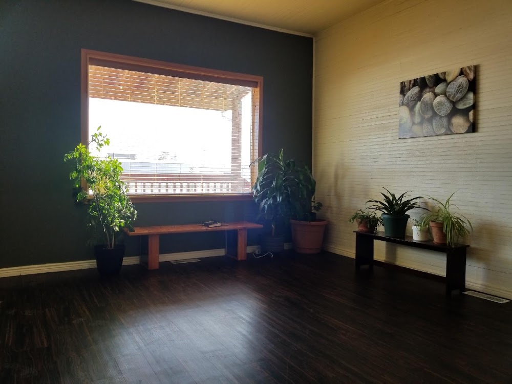 East Bloom photo 5