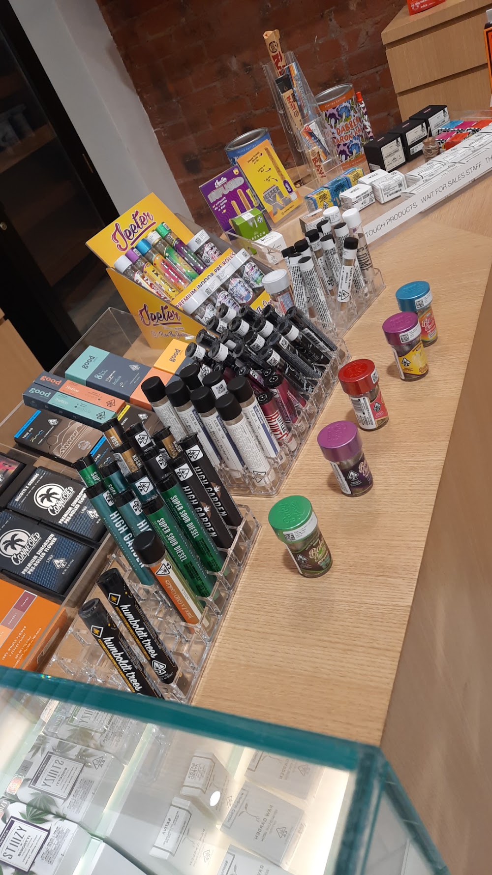 Eaze Weed Delivery & Dispensary Los Angeles photo 6