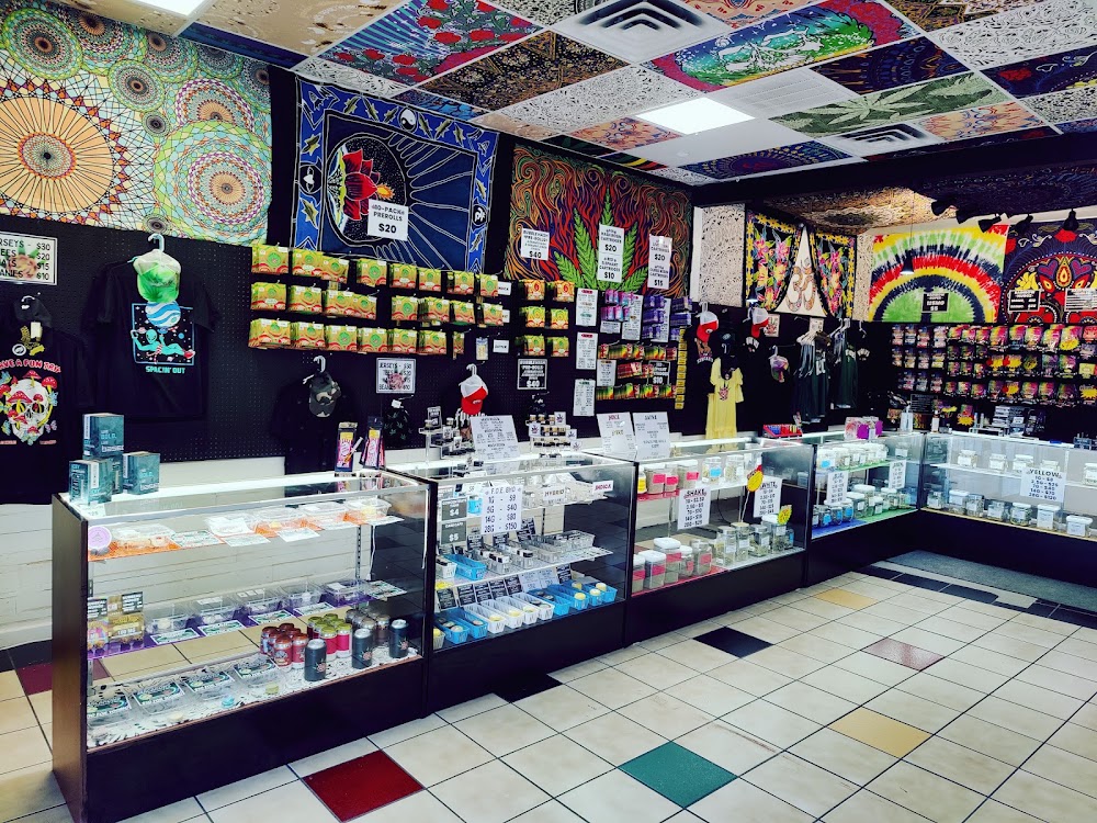 Eden Rose Dispensary - South photo 3