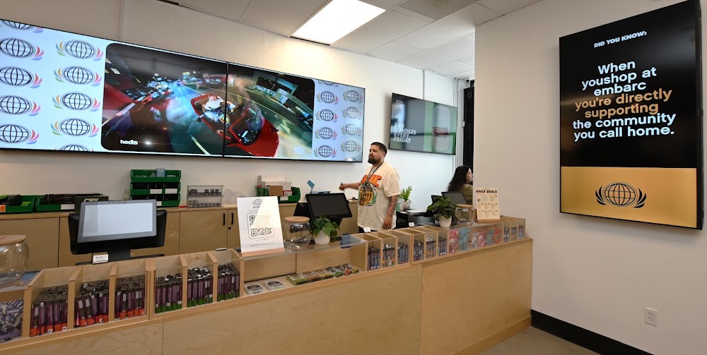 Embarc Riverside - University Ave photo 6