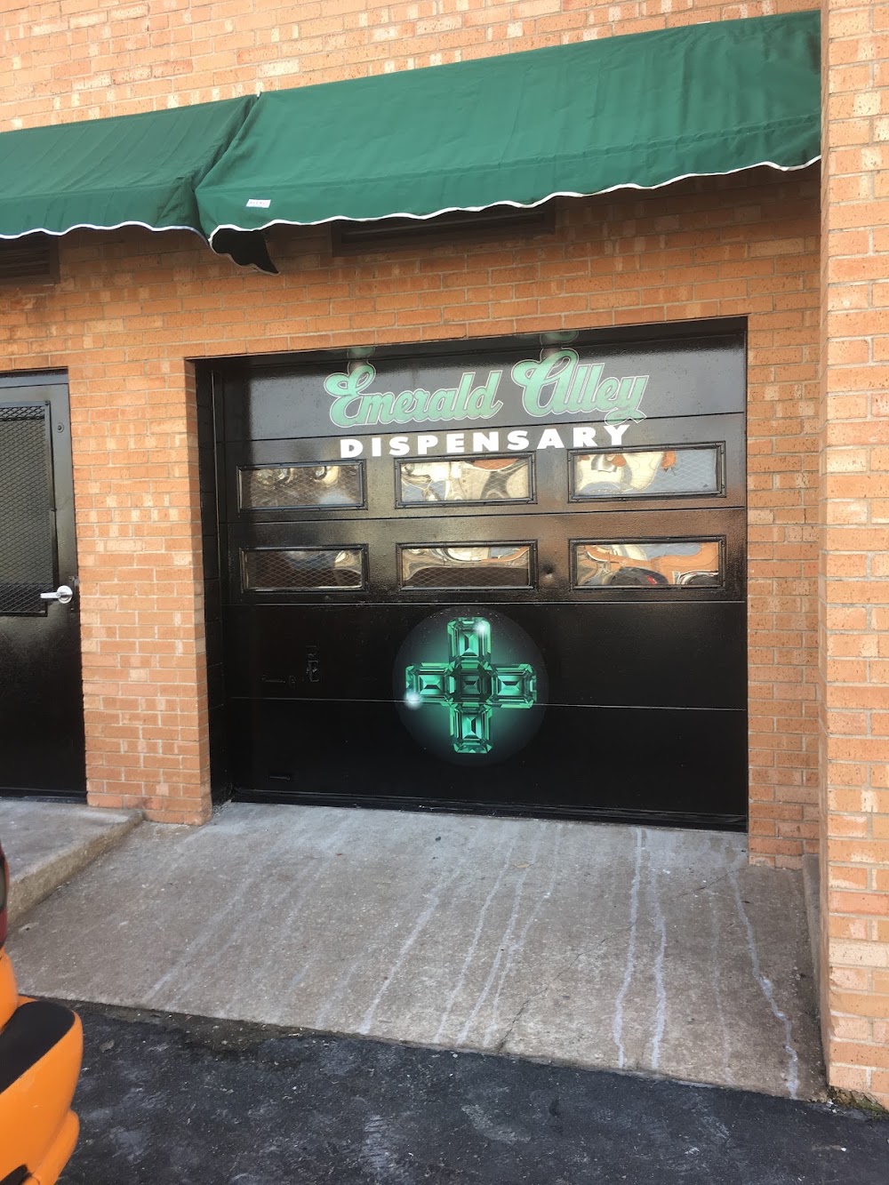 Emerald Alley photo 1