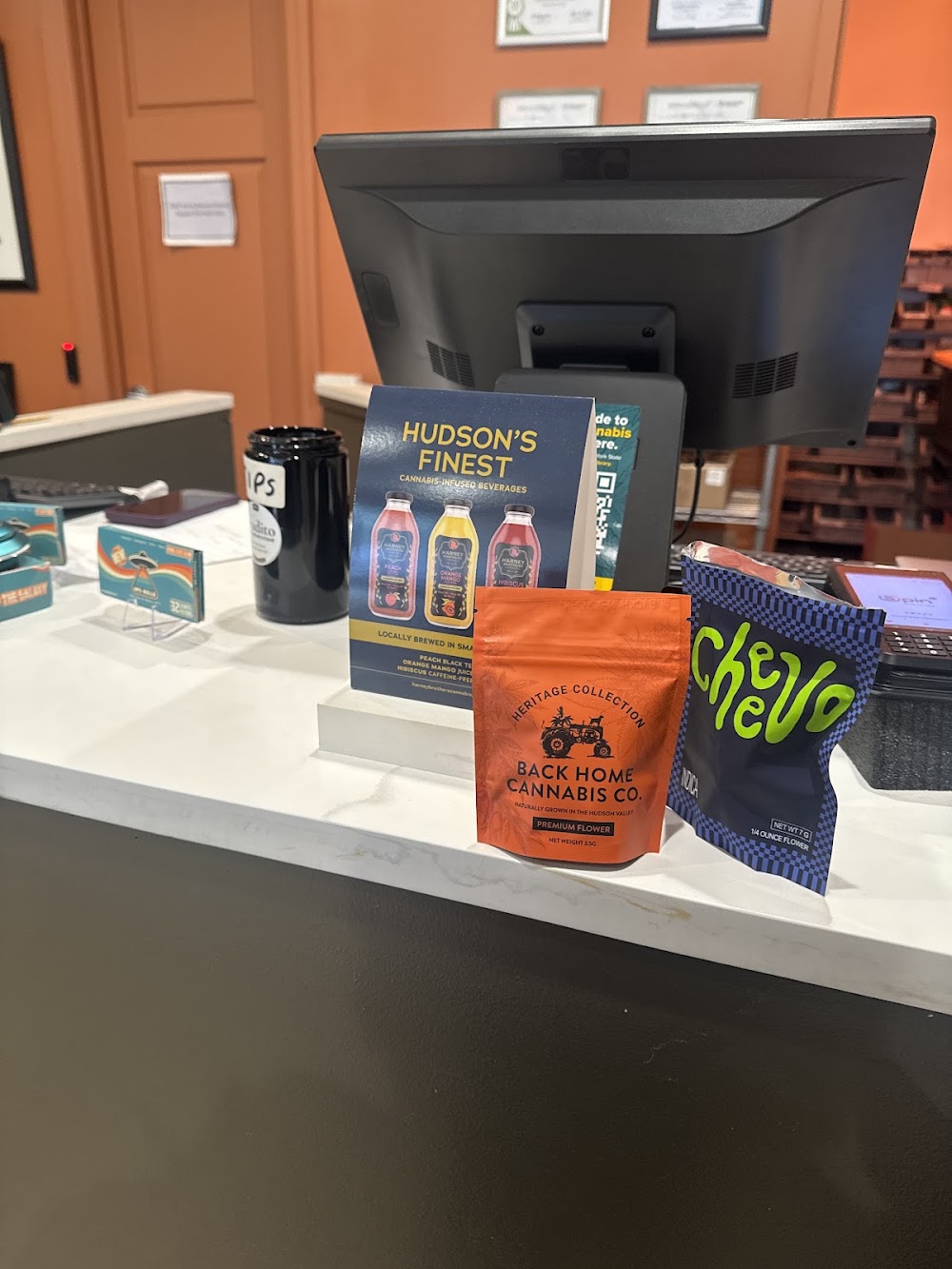 Erudito Cannabis Boutique photo 7