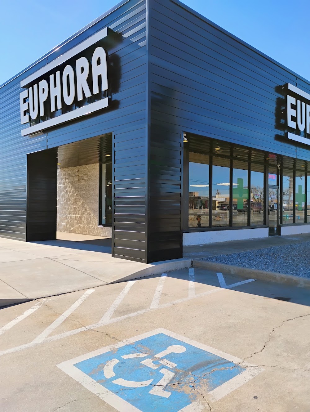 Euphora Powered By Goat House photo 6