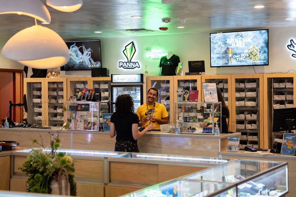 Euphoria Wellness Weed Dispensary photo 3