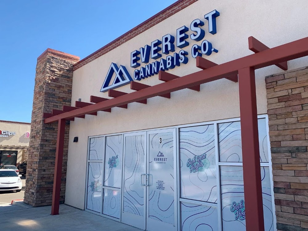 Everest Cannabis CO - Montano Plaza photo 1