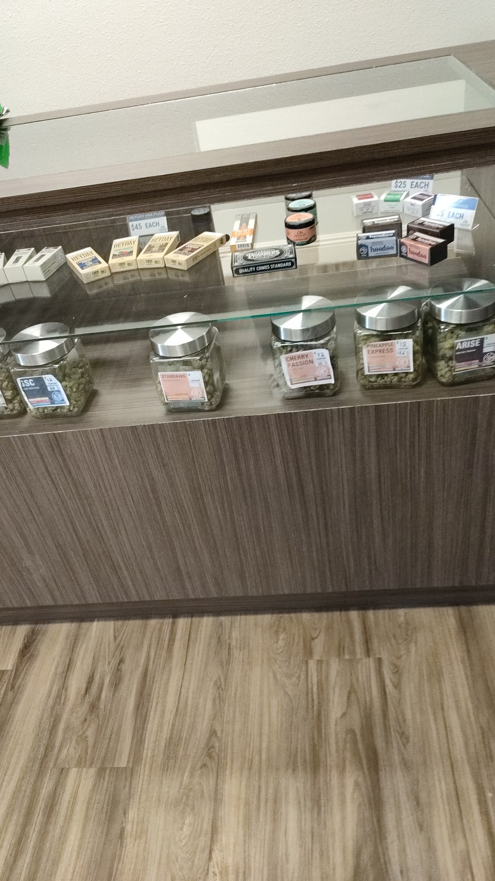 Everest Cannabis CO - Sunland Park photo 5