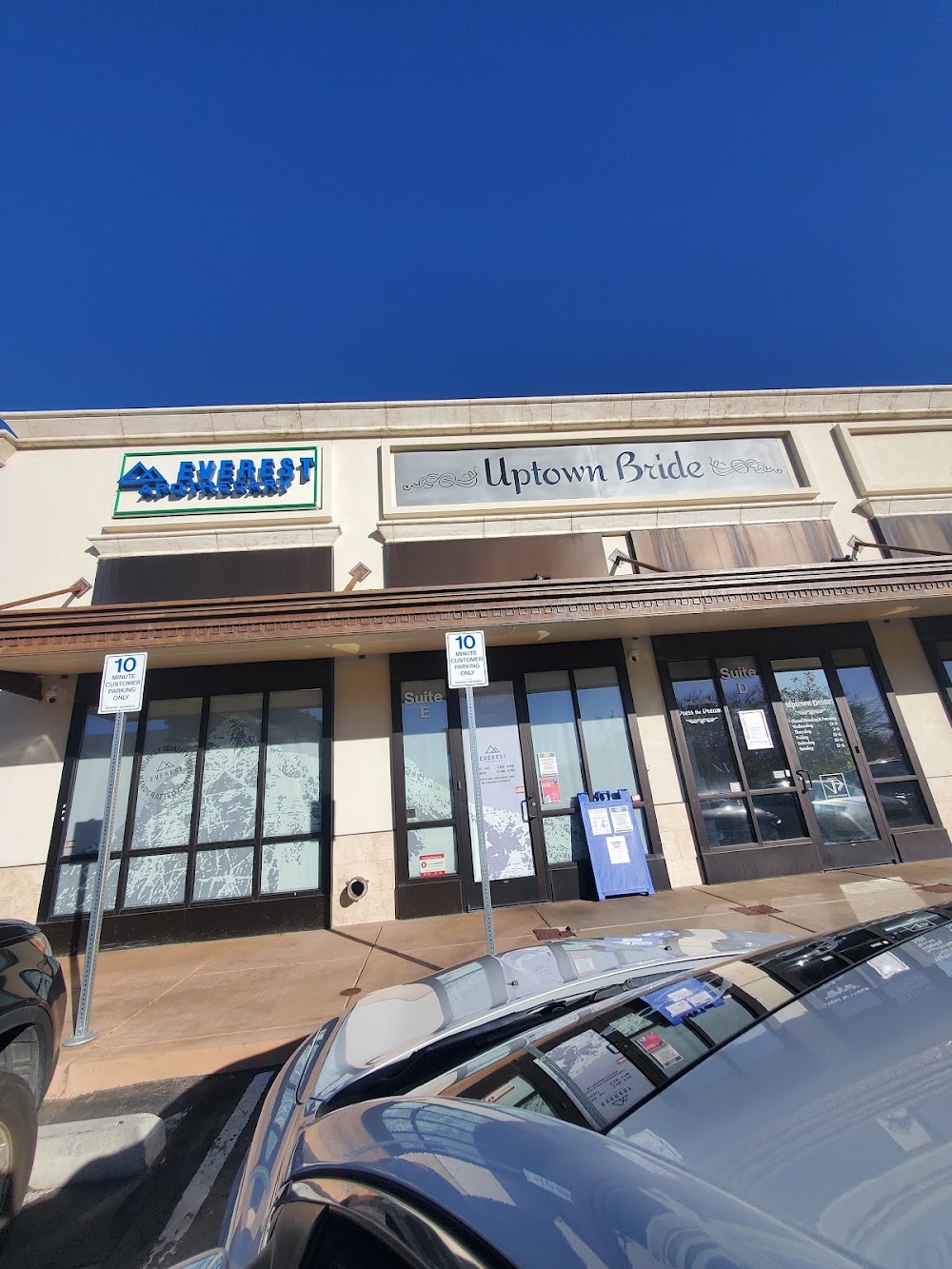 Everest Cannabis CO - Uptown photo 3