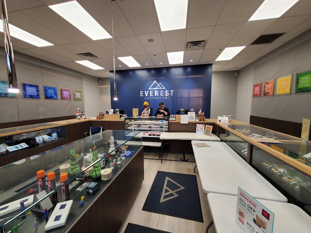 Everest Cannabis CO - Uptown photo 8