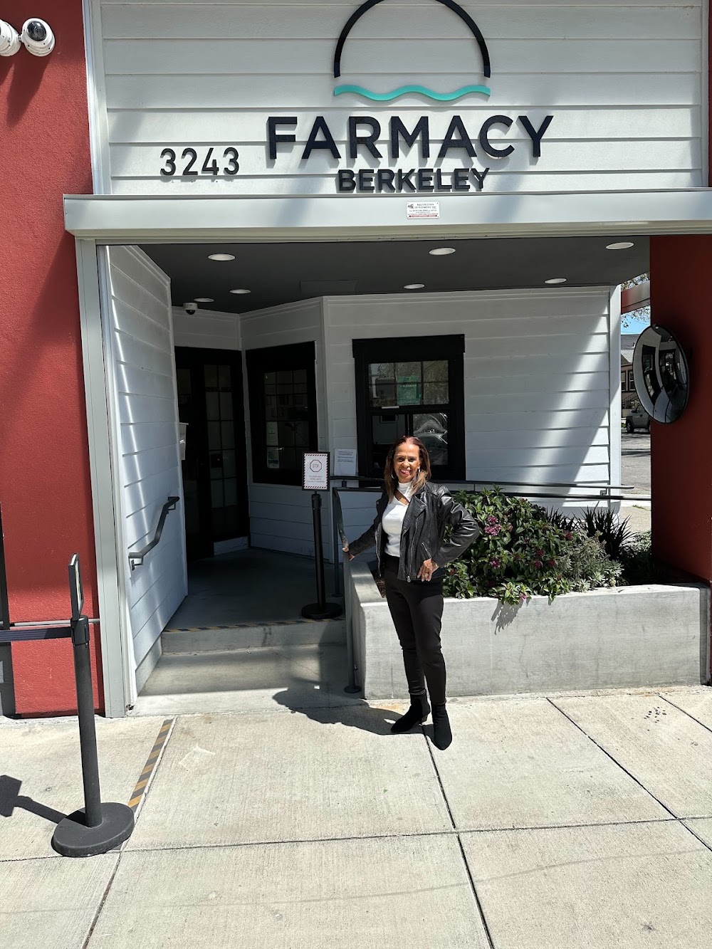 Farmacy Berkeley photo 1