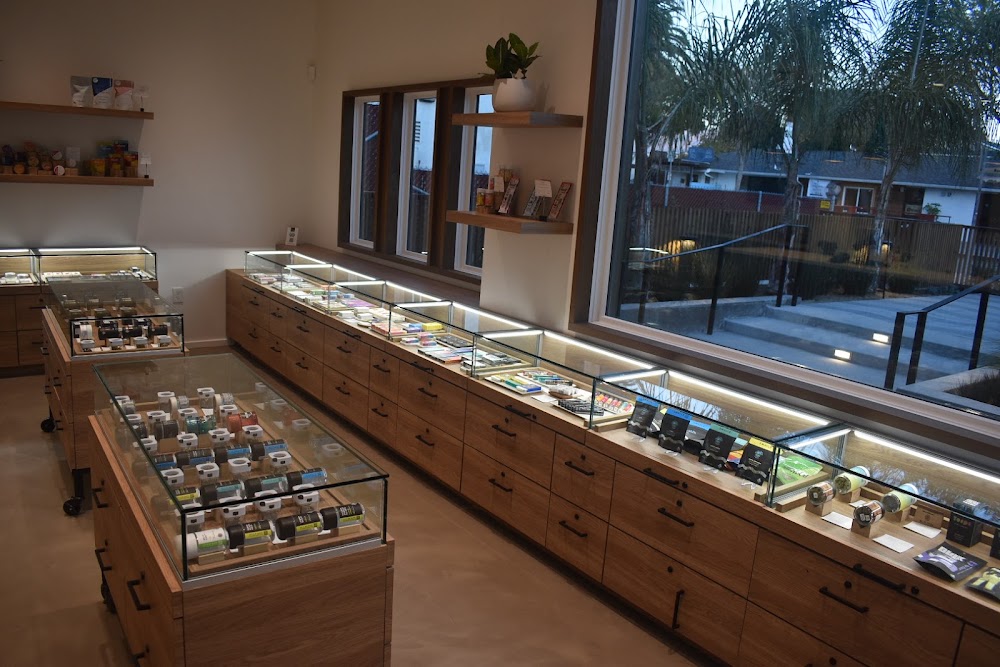 Farmacy Isla Vista photo 8