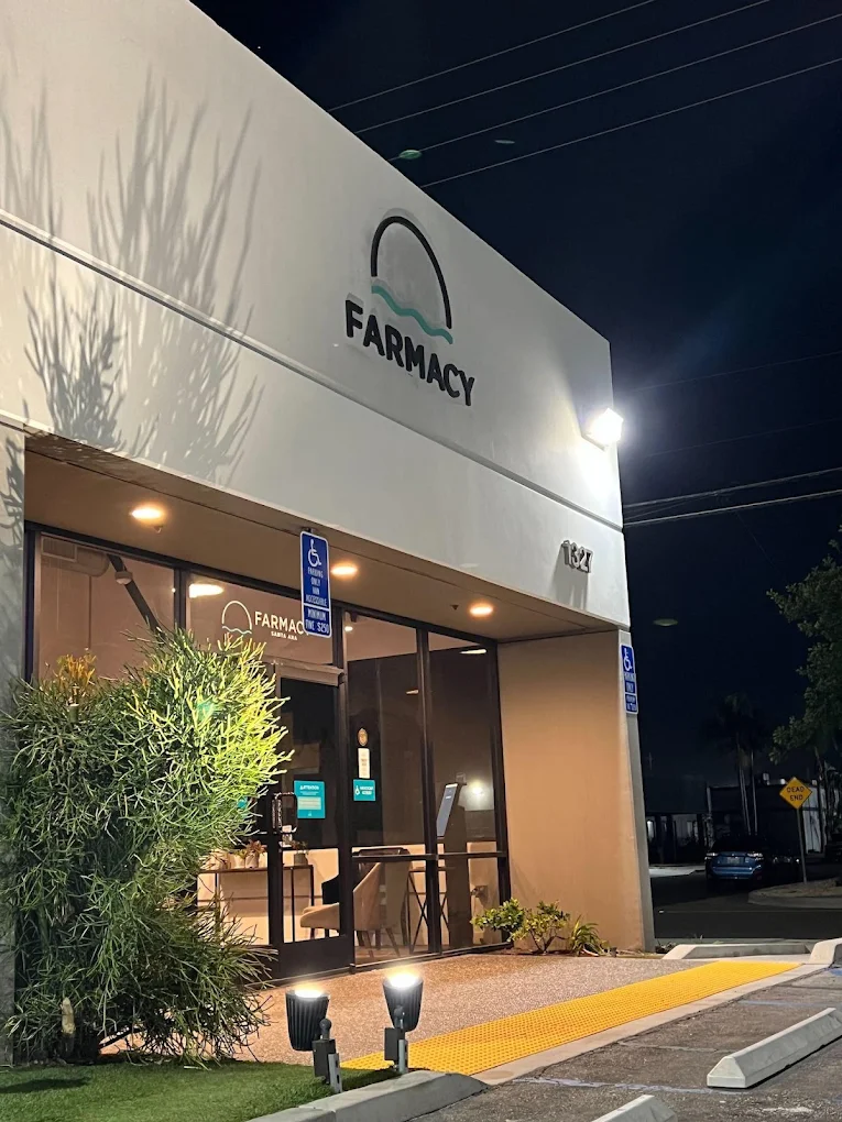 Farmacy Santa Ana photo 1