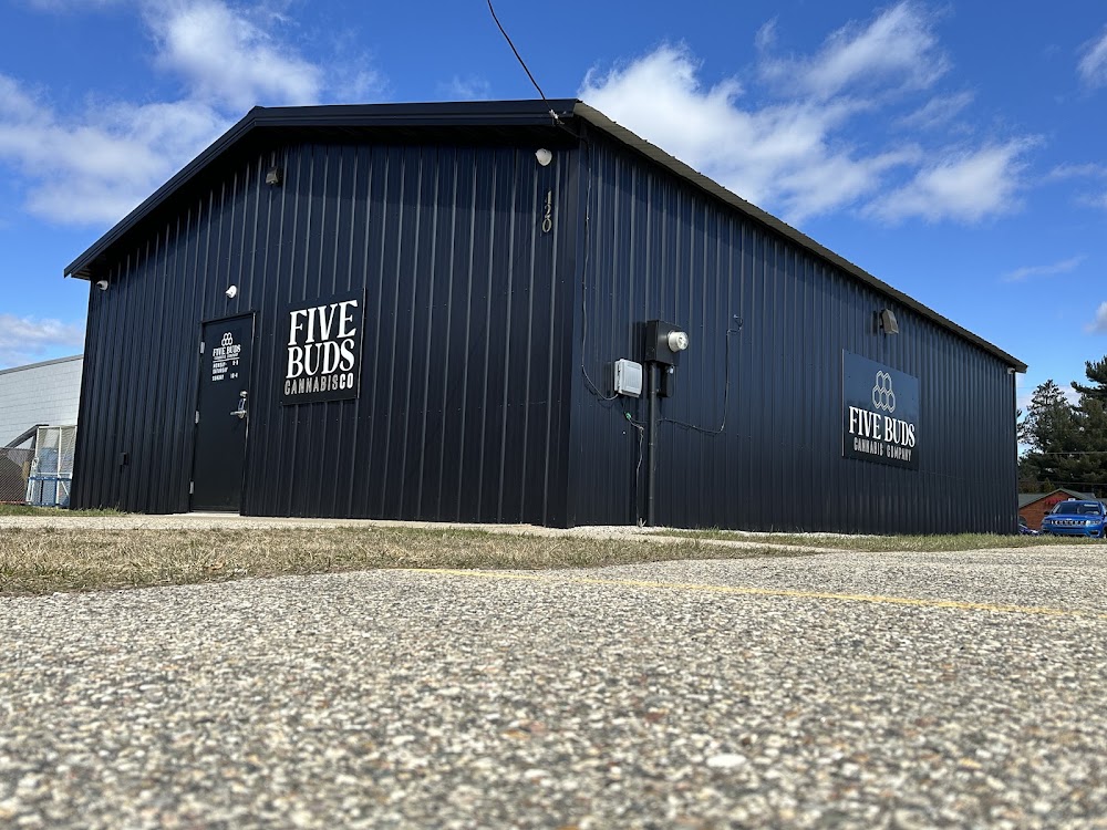 Five Buds Cannabis Company photo 3