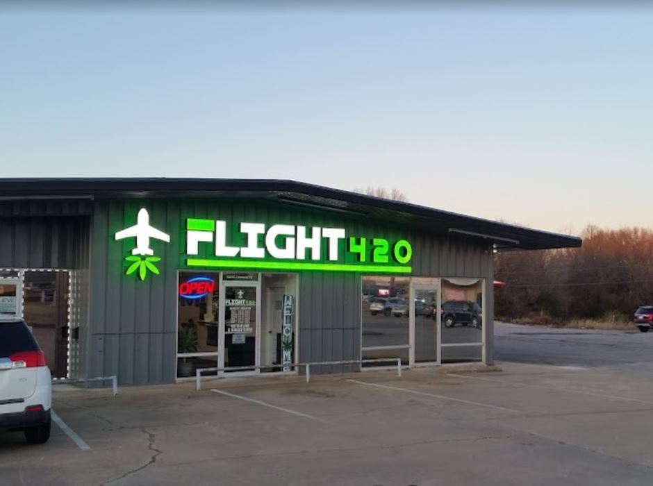 Flight 420 - Sallisaw photo 3
