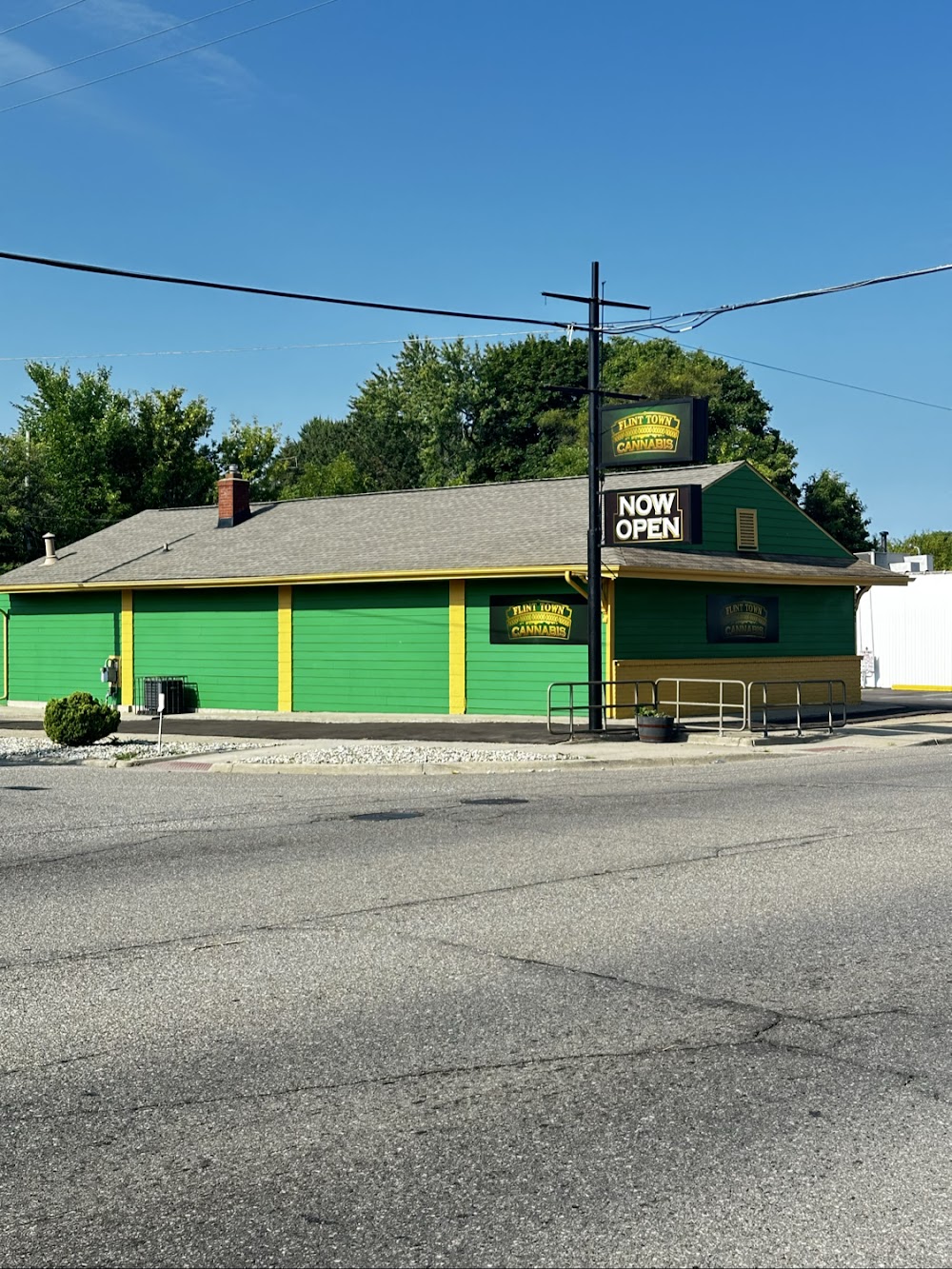 Flint Town Cannabis photo 1