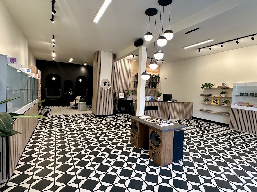 Flipside Dispensary And Music photo 8