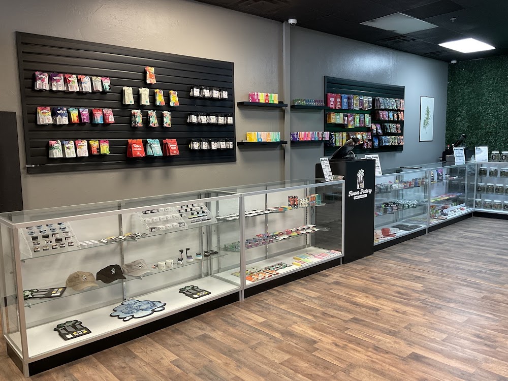Flower Factory Fine Cannabis- Edmond photo 4
