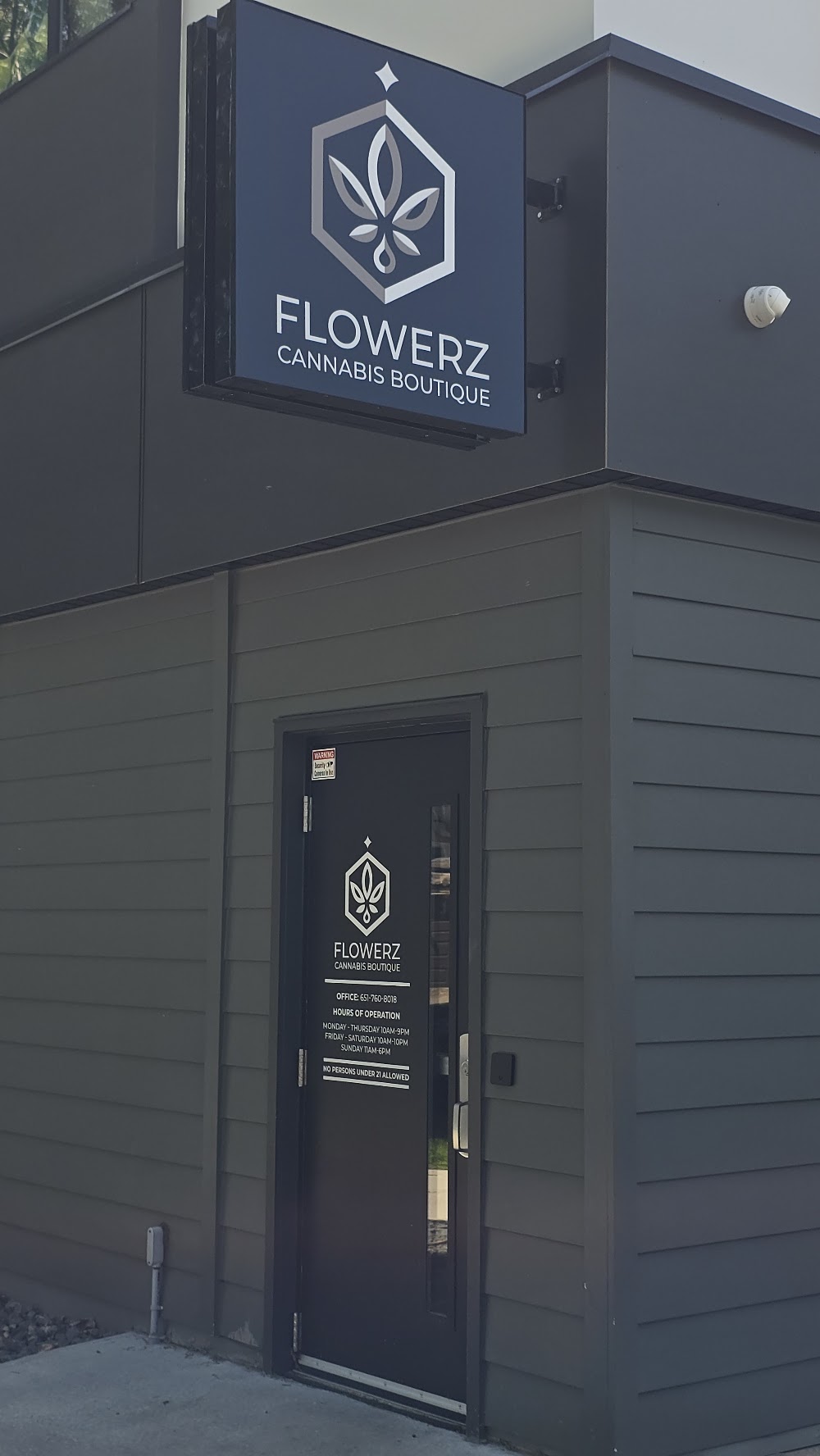 Flowerz Cannabis CO. photo 1