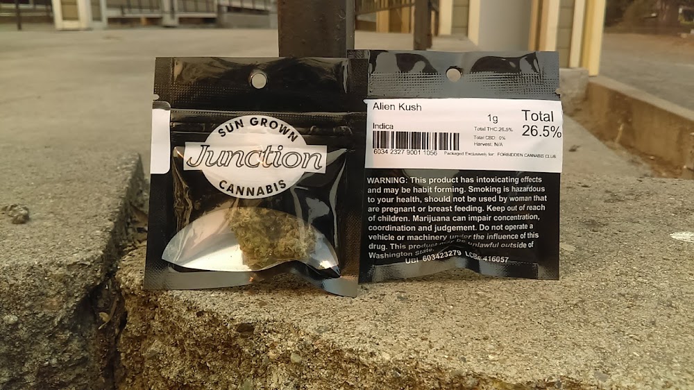 Forbidden Cannabis Club photo 4