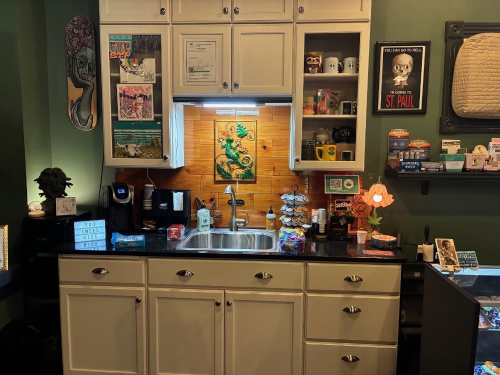 Fort Road Cannabis photo 5