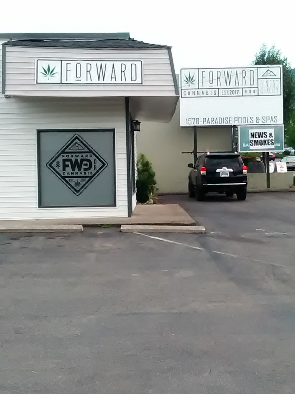 Forward Cannabis photo 3