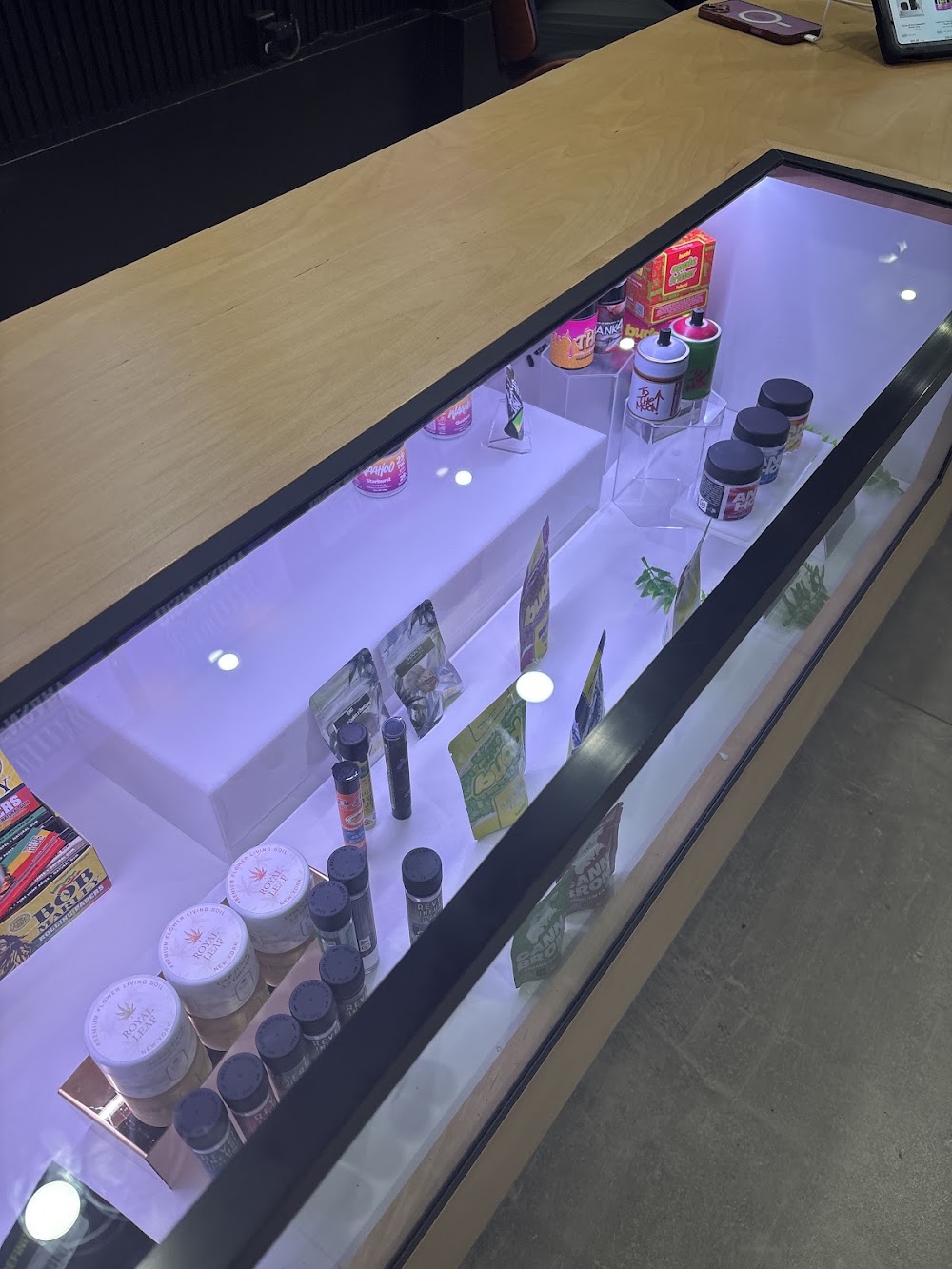 Fumi Dispensary photo 3
