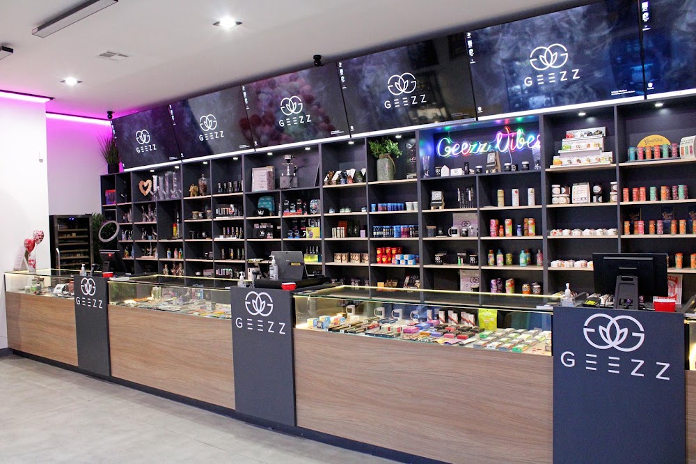 Geezz Dispensary photo 8