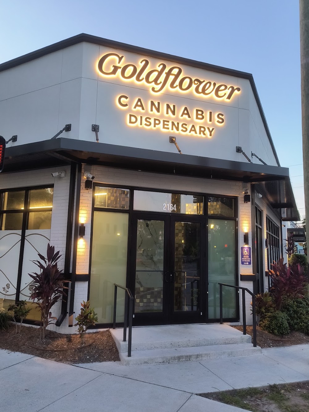 Goldflower Cannabis photo 1
