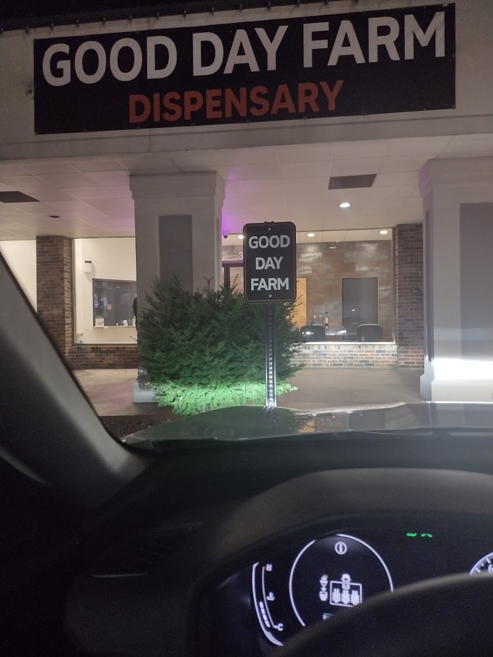 Good Day Farm Dispensary photo 4