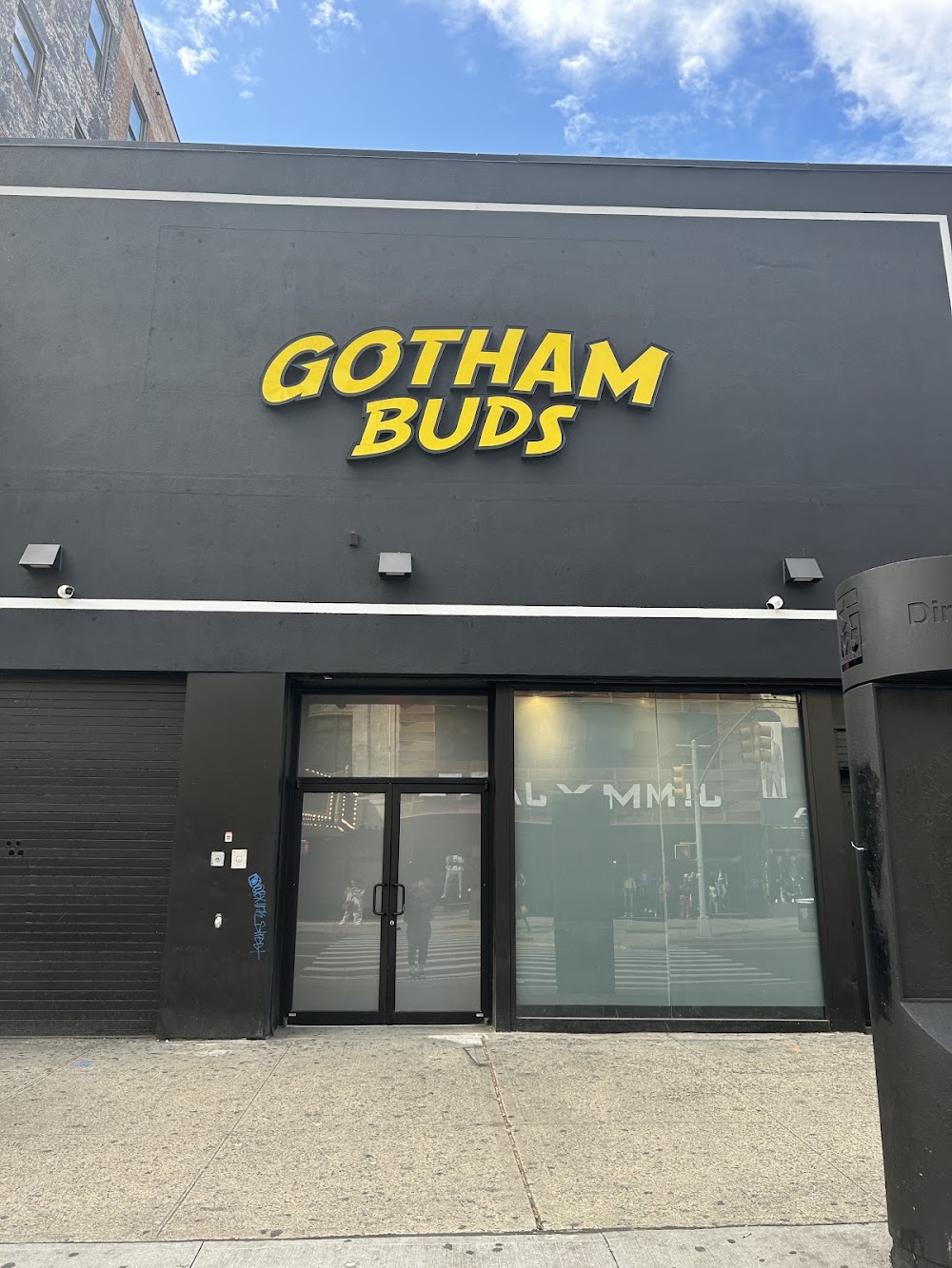 Gotham Buds photo 1