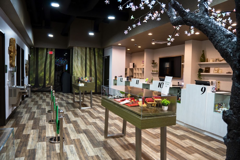 Green Cannabis CO. Dispensary Hualapai photo 3