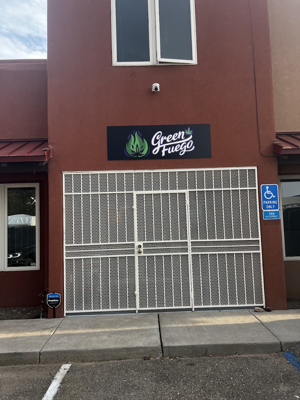 Green Fuego Dispensary photo 4