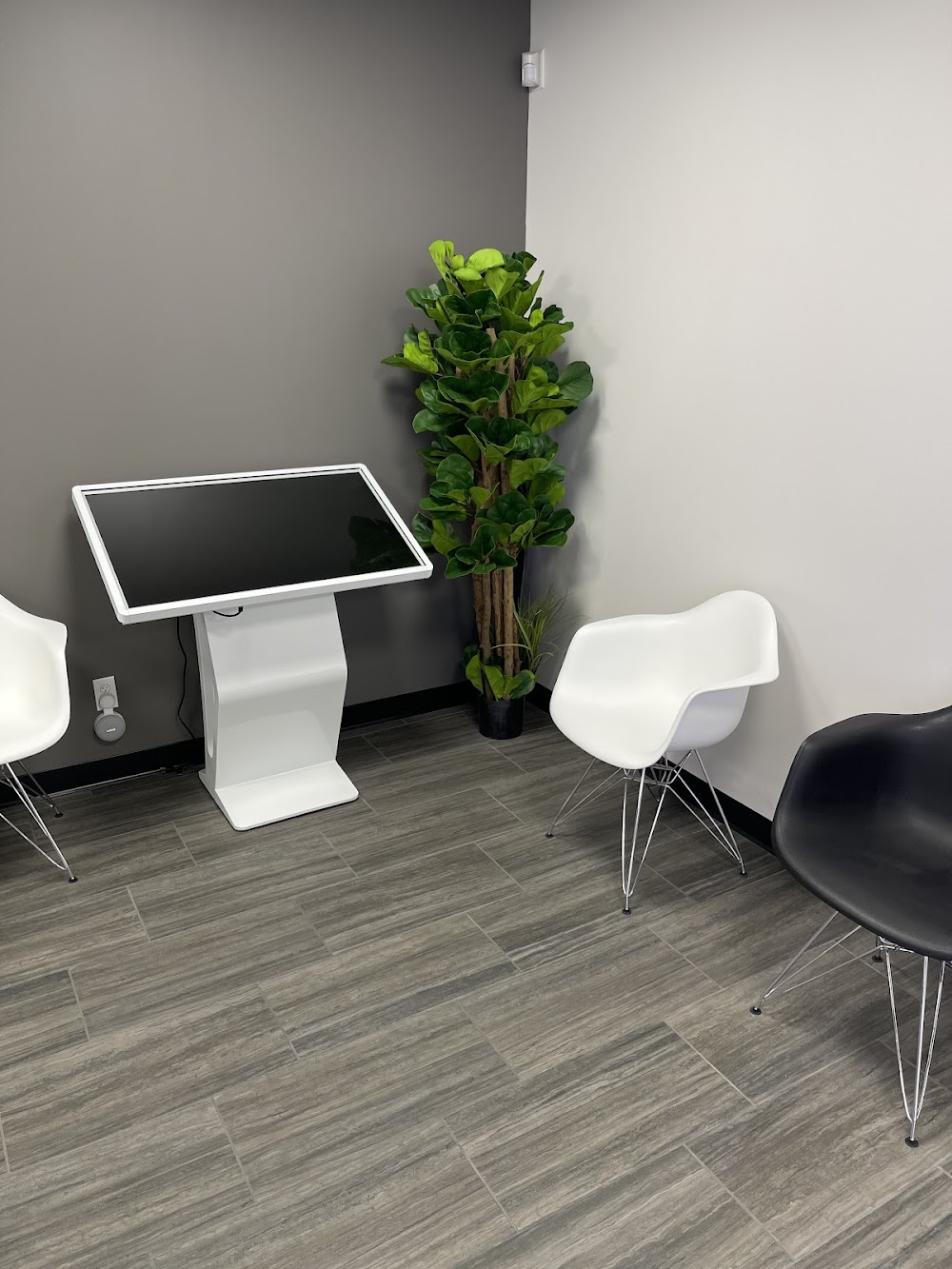 Green Releaf Dispensary photo 2