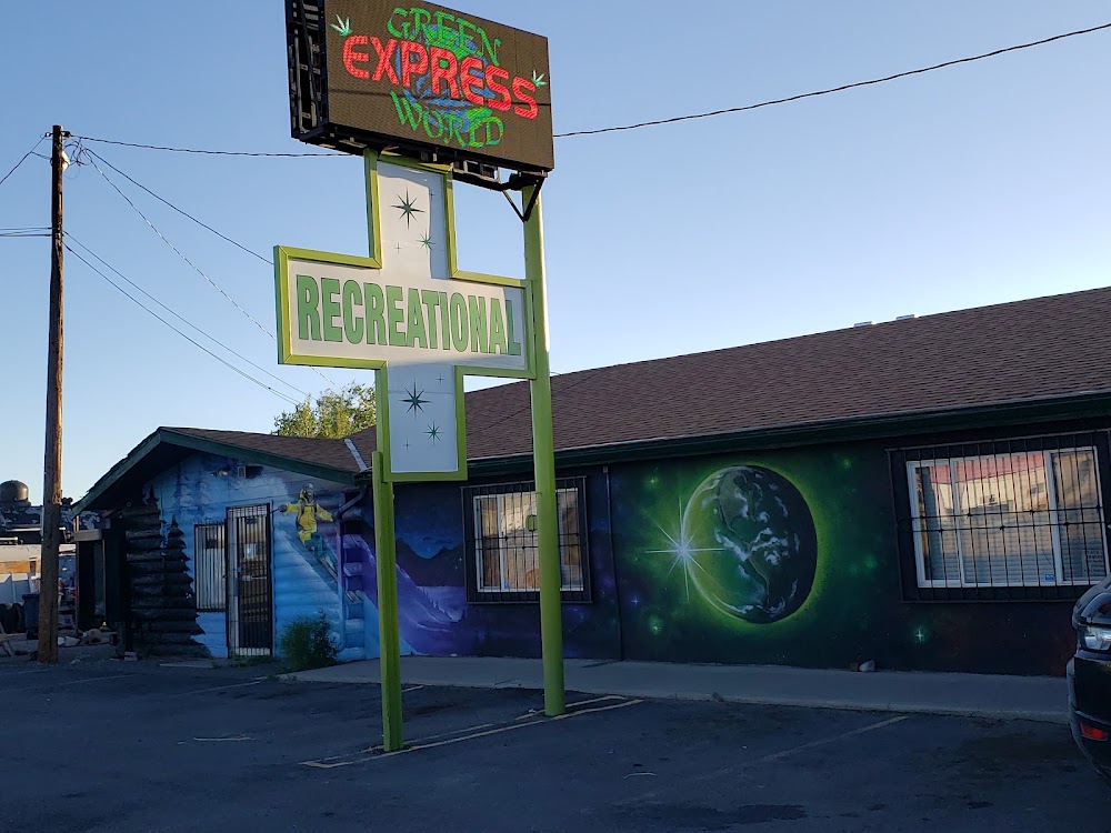 Green World Express photo 1