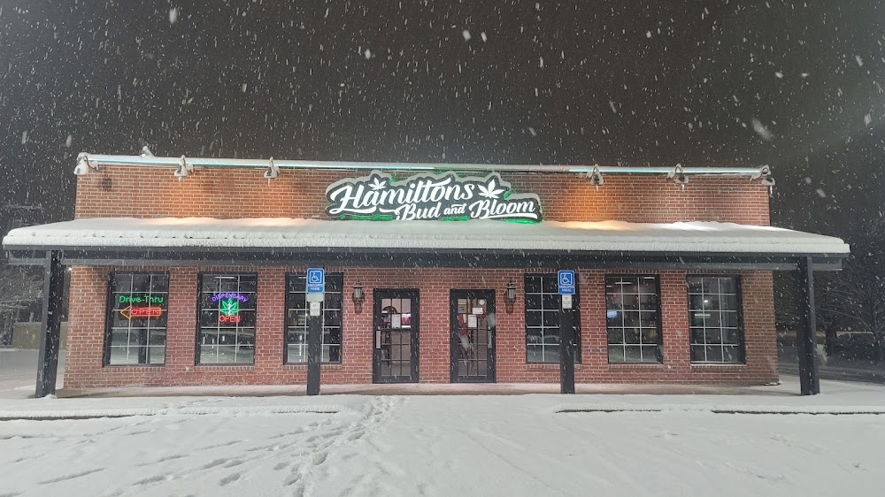 Hamiltons Bud & Bloom - 24/7 & Drive Thru! photo 7
