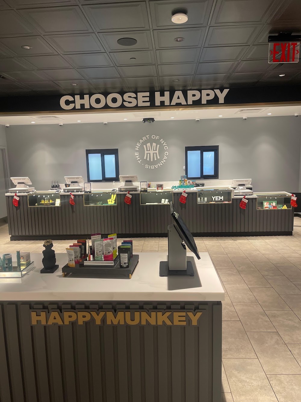 Happy Munkey photo 3