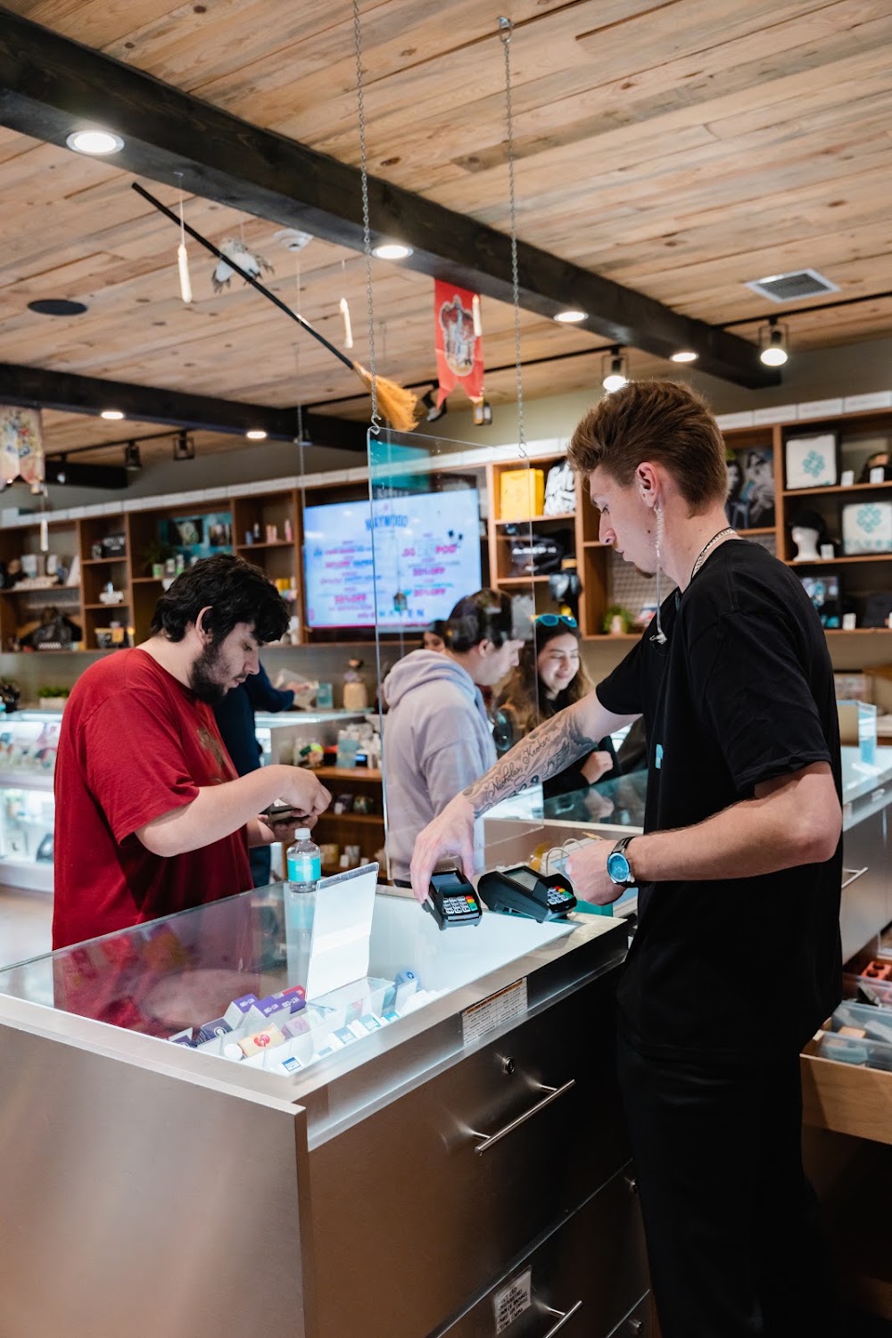 Haven Cannabis Marijuana And Weed Dispensary - Maywood photo 7