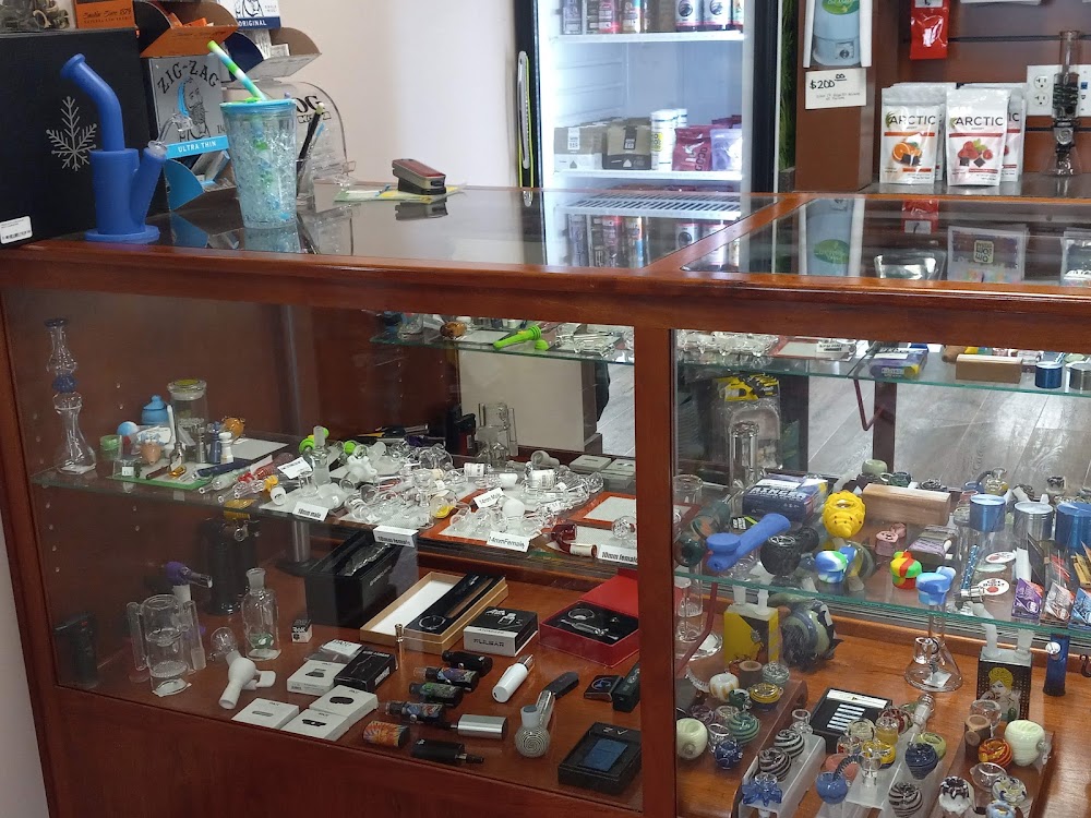 Herbal Outfitters photo 3