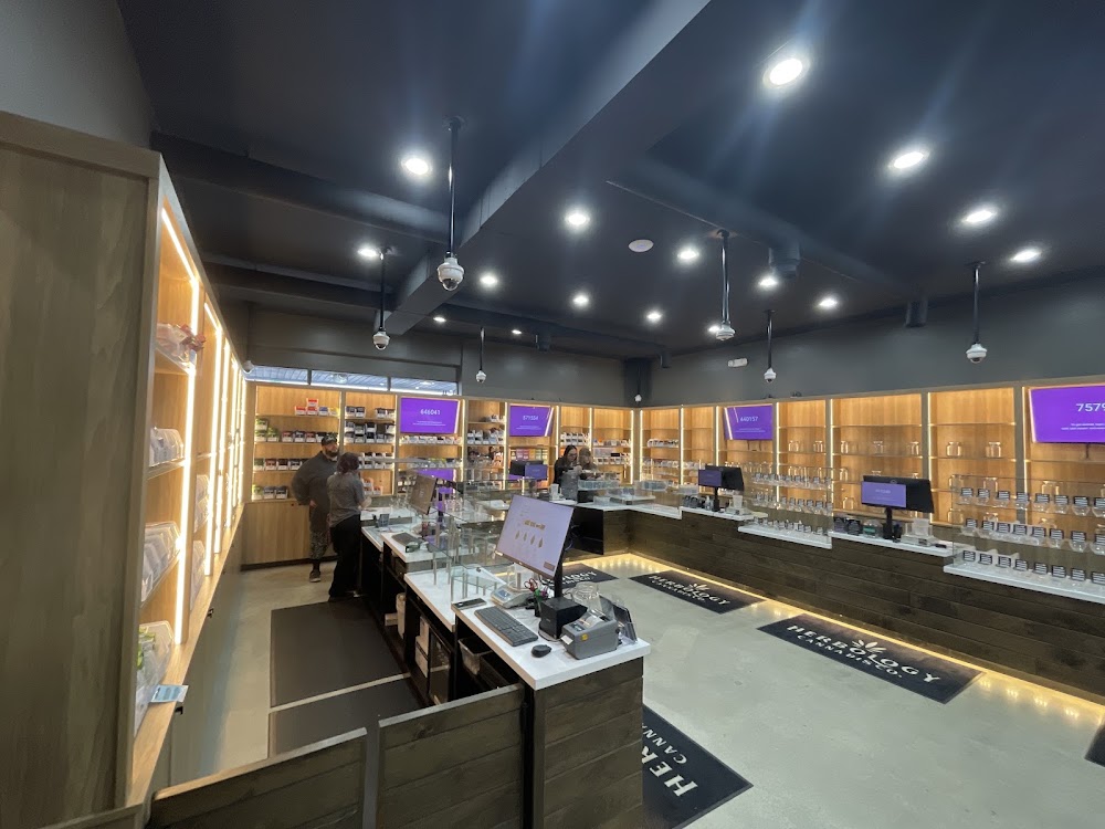 Herbology Cannabis CO Adrian photo 4